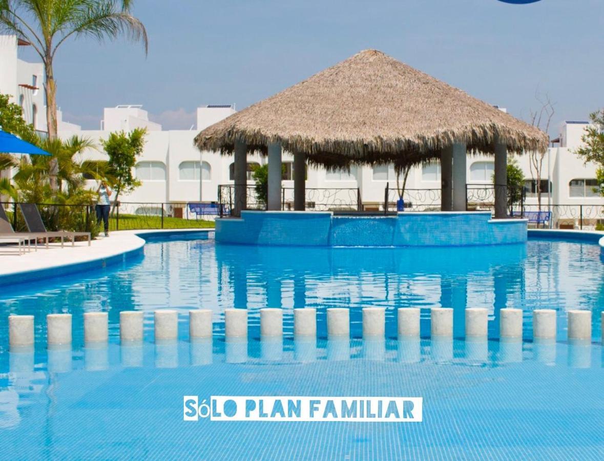 Bonita Casa En Condominio Con Alberca Y Acceso Al Lago Tequesquitengo Bagian luar foto