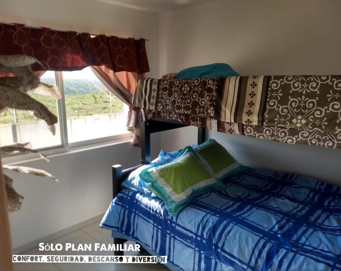 Bonita Casa En Condominio Con Alberca Y Acceso Al Lago Tequesquitengo Bagian luar foto